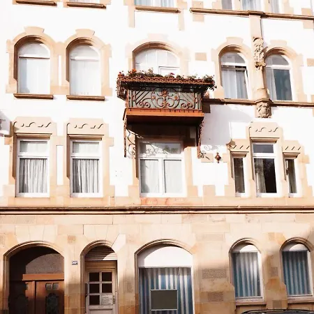 - Schoenes Heim Li-apartments